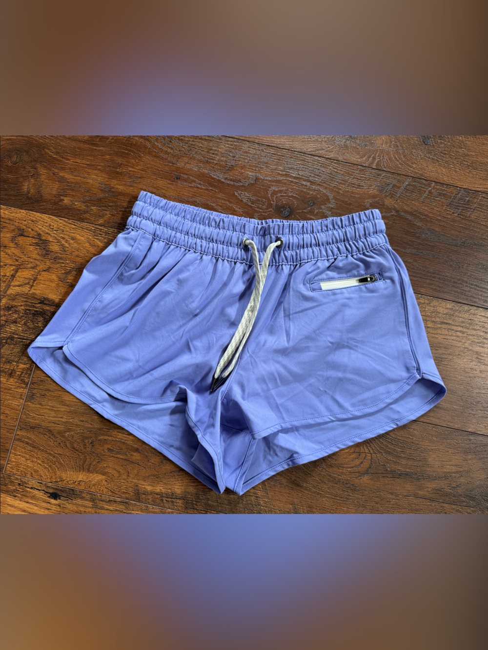 Vuori Clementine 2.0 Athletic Shorts 2.5” inseam Lavender Purple Like New XS